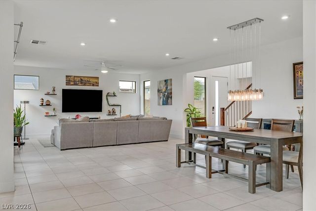 4195 West Landberg Avenue, Las Vegas, NV 89141
