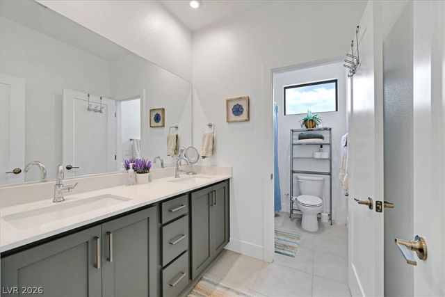 4195 West Landberg Avenue, Las Vegas, NV 89141
