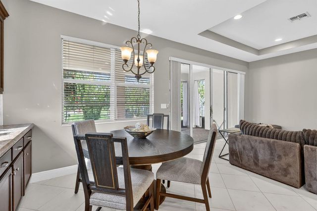11741 SW Bennington Circle, Port St. Lucie, FL 34987