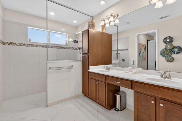 11741 SW Bennington Circle, Port St. Lucie, FL 34987