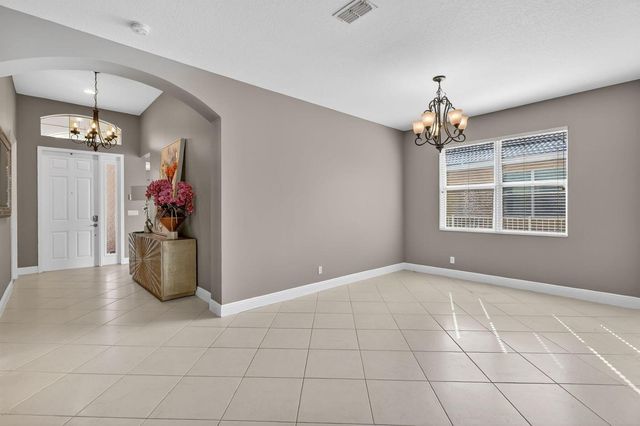 11741 SW Bennington Circle, Port St. Lucie, FL 34987