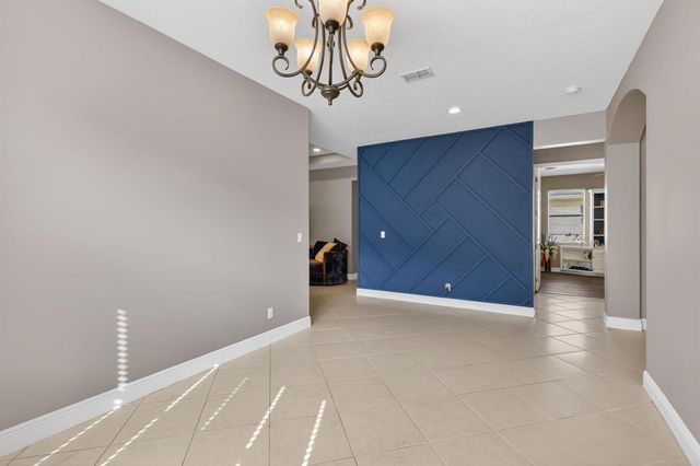 11741 SW Bennington Circle, Port St. Lucie, FL 34987
