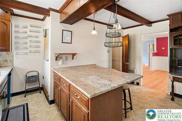2705 Chew Street, Allentown City, PA 18104