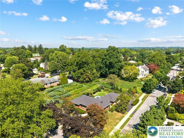 2705 Chew Street, Allentown City, PA 18104