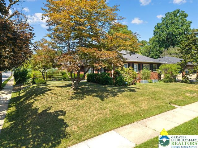 2705 Chew Street, Allentown City, PA 18104