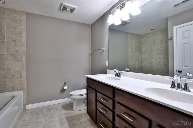 382 Brier Creek Drive, Miami Twp, OH 45140