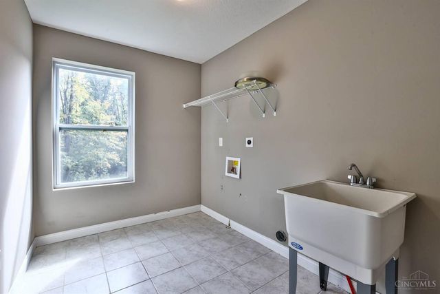 382 Brier Creek Drive, Miami Twp, OH 45140