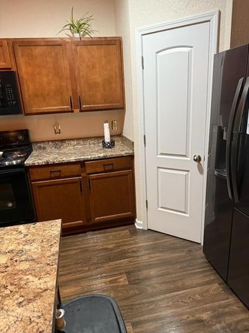 205 Nixon Way, La Vergne, TN 37086