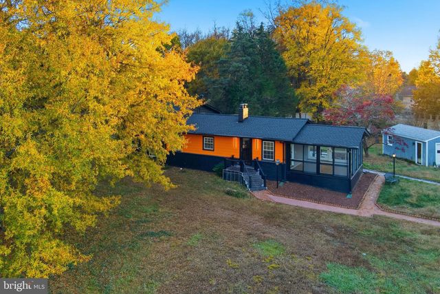 10006 S GRANT AVE, Manassas, VA 20110