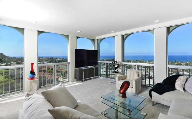 1001 Genter Street 6j, La Jolla, CA 92037