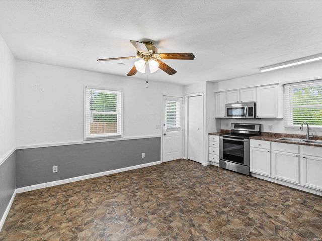 4100 E Riverside Drive, Evansville, IN 47714