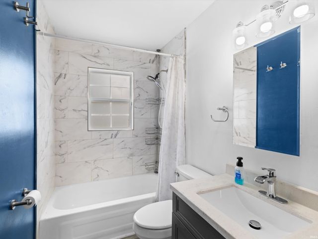 4100 E Riverside Drive, Evansville, IN 47714