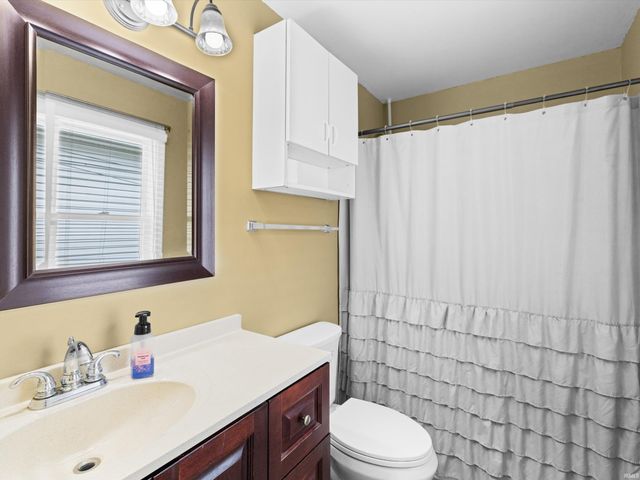 4100 E Riverside Drive, Evansville, IN 47714