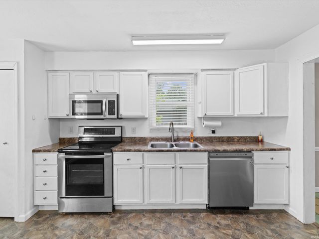 4100 E Riverside Drive, Evansville, IN 47714