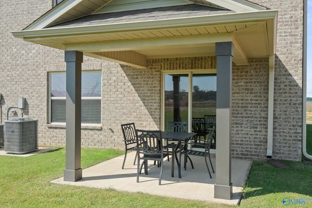 28107 Caperton Drive, Harvest, AL 35749