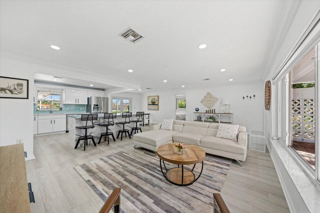 421 SW 18th Street, Pompano Beach, FL 33060