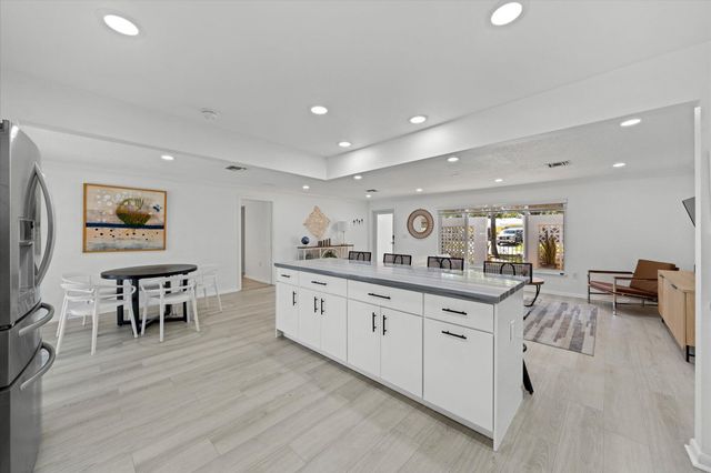 421 SW 18th Street, Pompano Beach, FL 33060