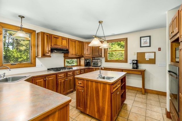 69 Whitetail Lane, Wellfleet, MA 02667