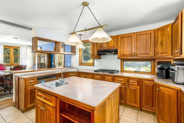 69 Whitetail Lane, Wellfleet, MA 02667