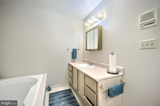 355 SACHS RD, Gettysburg, PA 17325