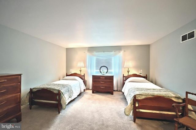 355 SACHS RD, Gettysburg, PA 17325