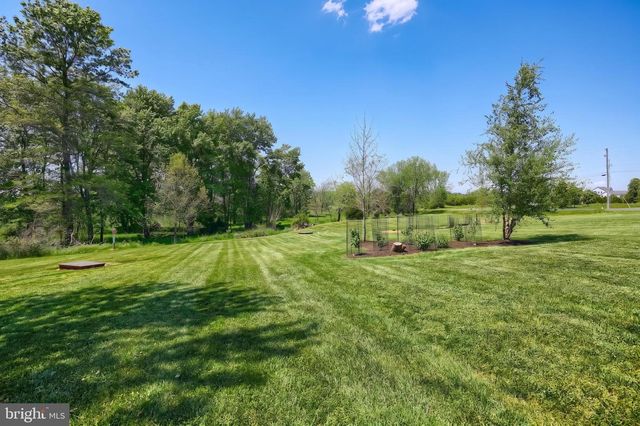 355 SACHS RD, Gettysburg, PA 17325