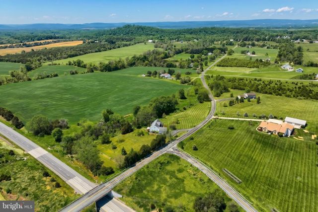 355 SACHS RD, Gettysburg, PA 17325