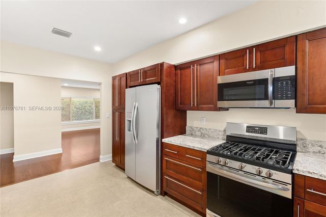 140 Santander Ave, Coral Gables, FL 33134