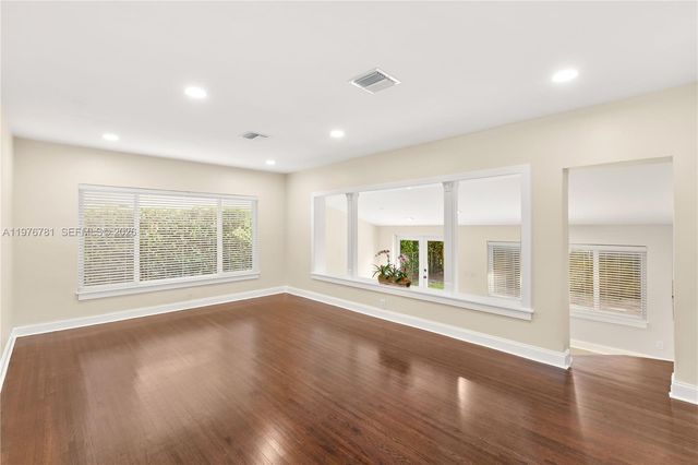 140 Santander Ave, Coral Gables, FL 33134