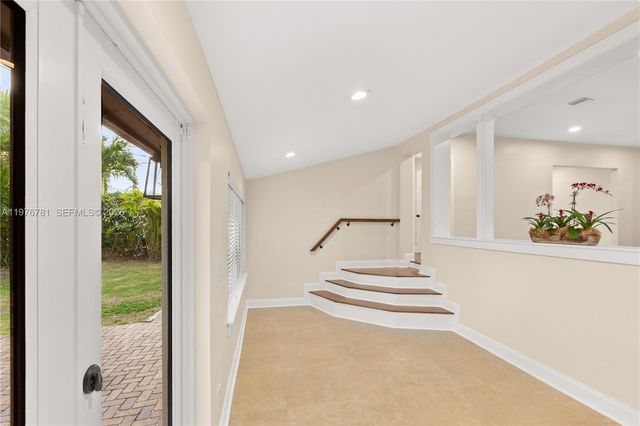 140 Santander Ave, Coral Gables, FL 33134