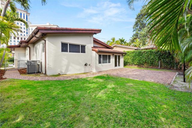 140 Santander Ave, Coral Gables, FL 33134