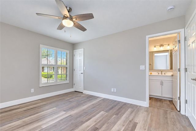 3942 SHORESIDE CIRCLE, Tampa, FL 33624
