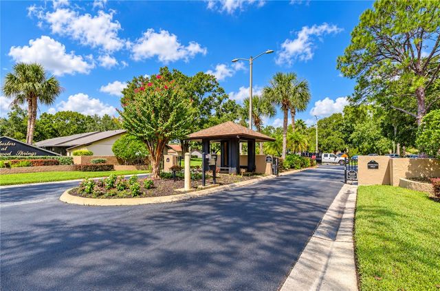 3942 SHORESIDE CIRCLE, Tampa, FL 33624