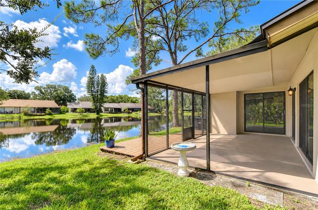 3942 SHORESIDE CIRCLE, Tampa, FL 33624