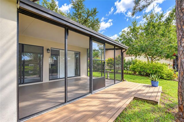 3942 SHORESIDE CIRCLE, Tampa, FL 33624