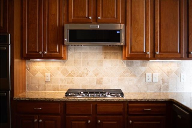 558 Sterling Water Drive, Monroe, GA 30655