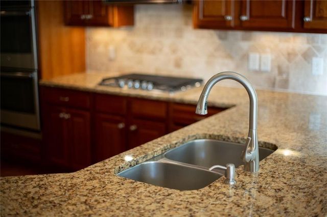 558 Sterling Water Drive, Monroe, GA 30655