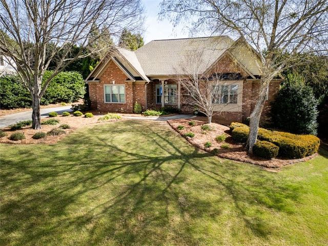 558 Sterling Water Drive, Monroe, GA 30655