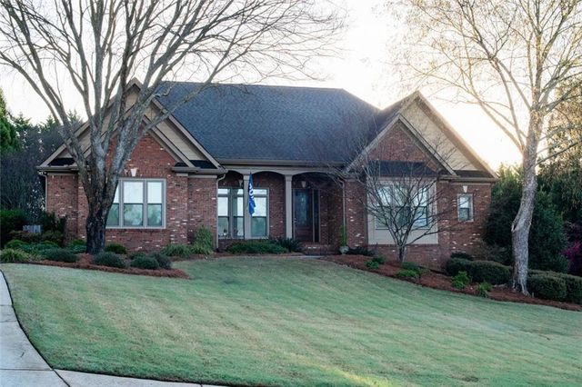 558 Sterling Water Drive, Monroe, GA 30655