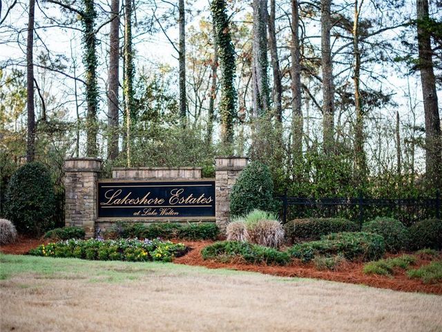 558 Sterling Water Drive, Monroe, GA 30655