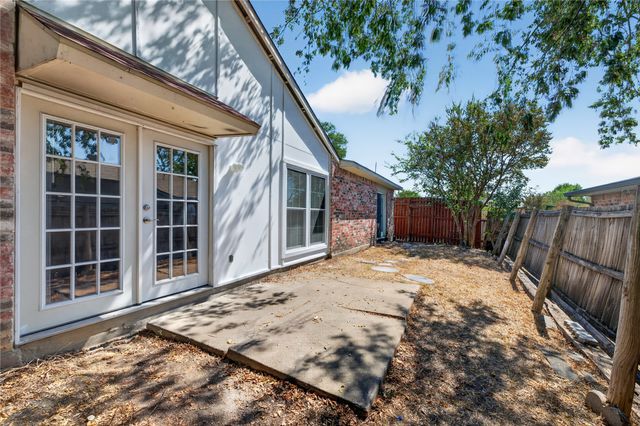 6049 McAfee Drive, The Colony, TX 75056