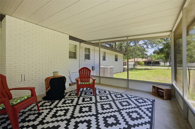 926 WOODLAWN STREET, Starke, FL 32091