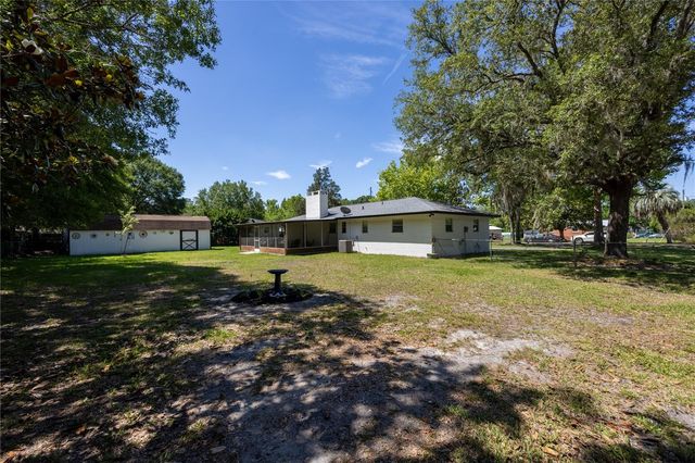 926 WOODLAWN STREET, Starke, FL 32091