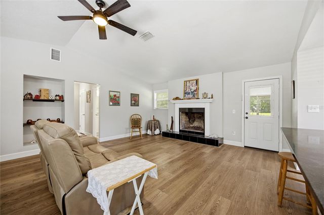 926 WOODLAWN STREET, Starke, FL 32091