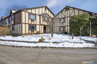 334 Foxwood Lane 334, Milford, CT 06461