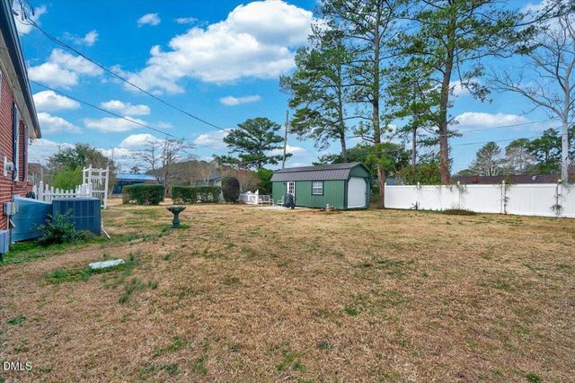 918 S Vermont Street, Smithfield, NC 27577