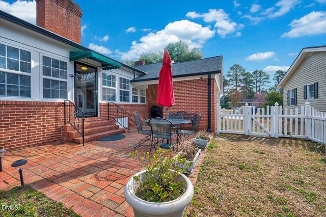 918 S Vermont Street, Smithfield, NC 27577