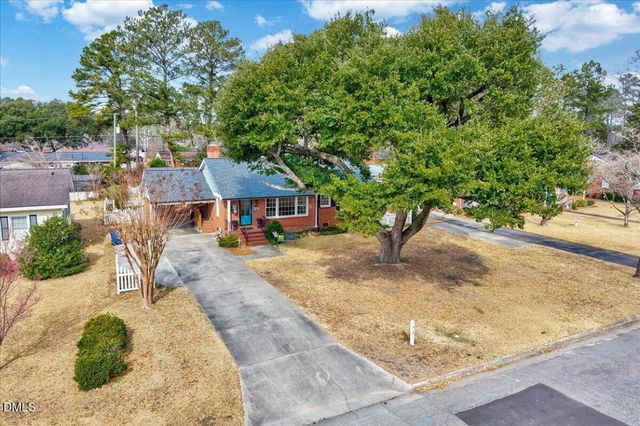 918 S Vermont Street, Smithfield, NC 27577