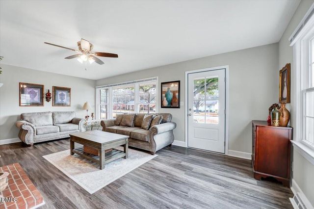 918 S Vermont Street, Smithfield, NC 27577