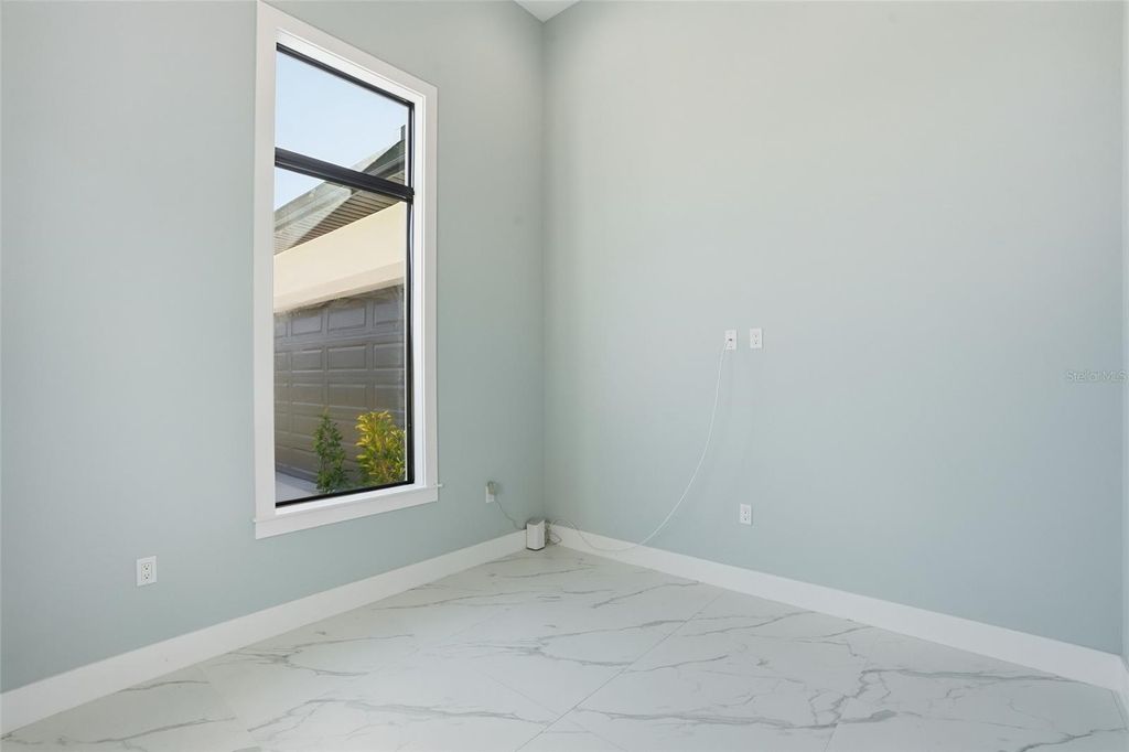 Image 15 of property listing at 2415 56TH AVENUE NE, Naples, FL 34120